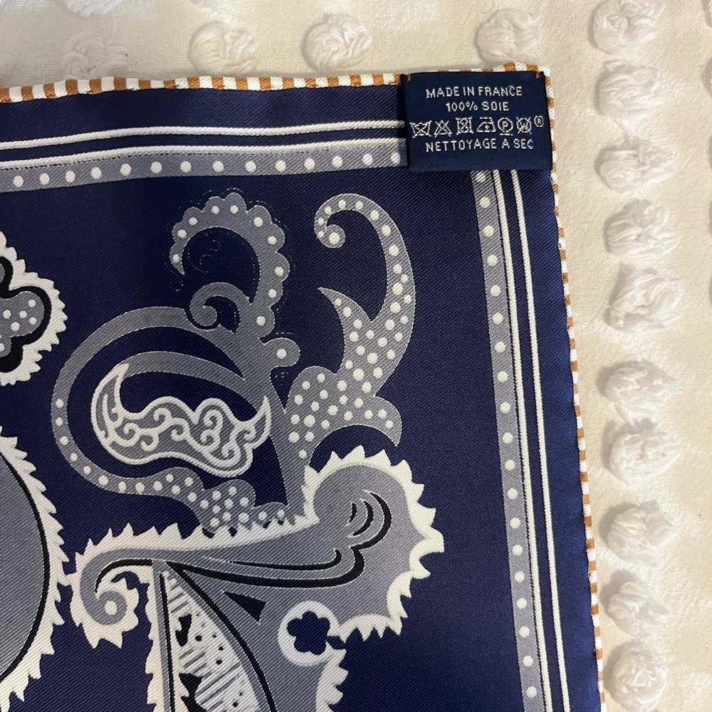 Hermès H Enlumine bandana 55 - Picture 4 of 5